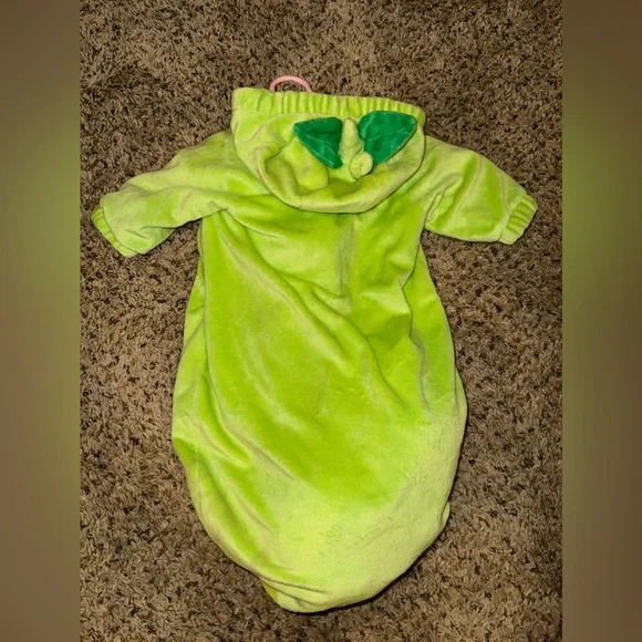 Infant Pea pod costume - Picture 2 of 4